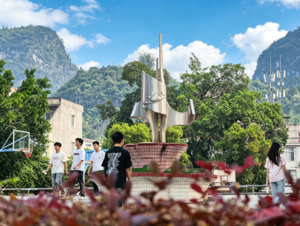 ▲广西忻城县中学