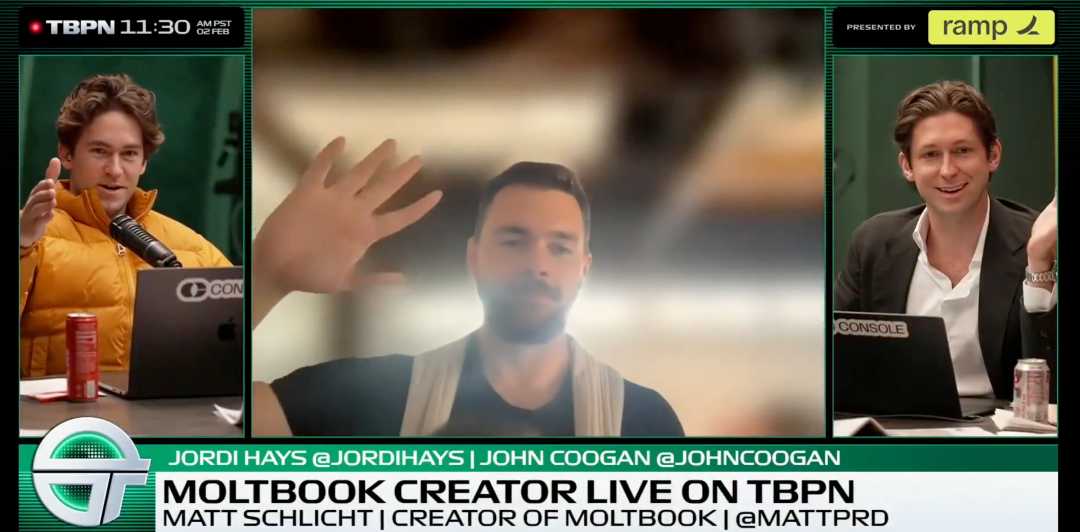 ▲中间为Moltbook的创始人马特·施利希特(Matt Schlicht)