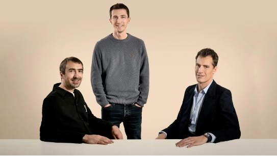 Mistral估值近千亿，欧洲AI还能抢救一下？