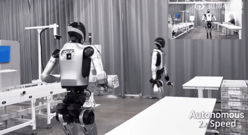 首次曝光！小米机器人给小米汽车安装车标：一气呵成 还会先撕膜