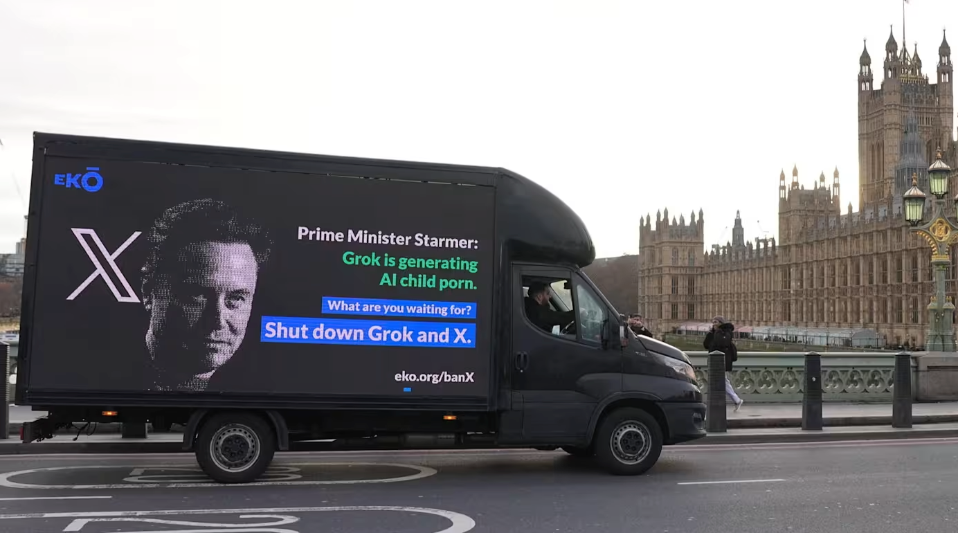 英国要求斯塔默封禁X的广告牌