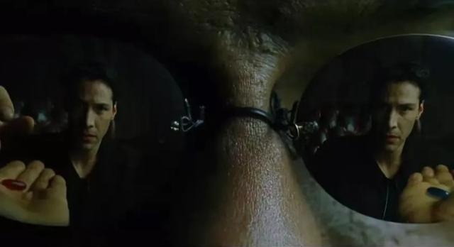 不做外卖不谈AI，拼多多暗渡陈仓