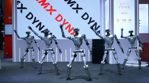 机器人不再只是被编程机器！逐际动力发布具身智能体系统：LimX COSA