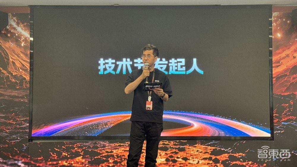 给淘宝打视频电话，AI陪你边逛边买！淘天连发四项购物黑科技
