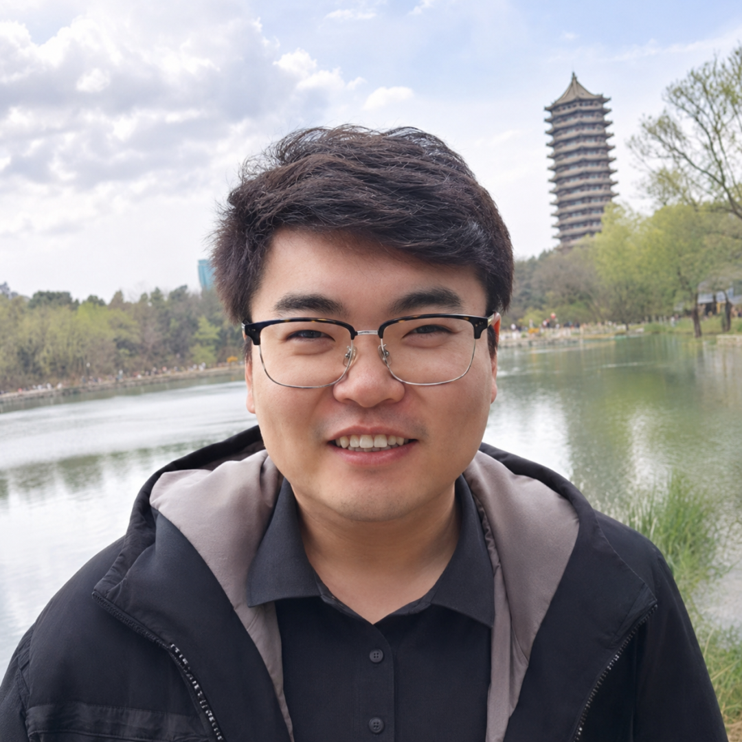 杨朔，破晓智能（PHANES AI）创始人、哈工大（深圳）长聘教授、博导