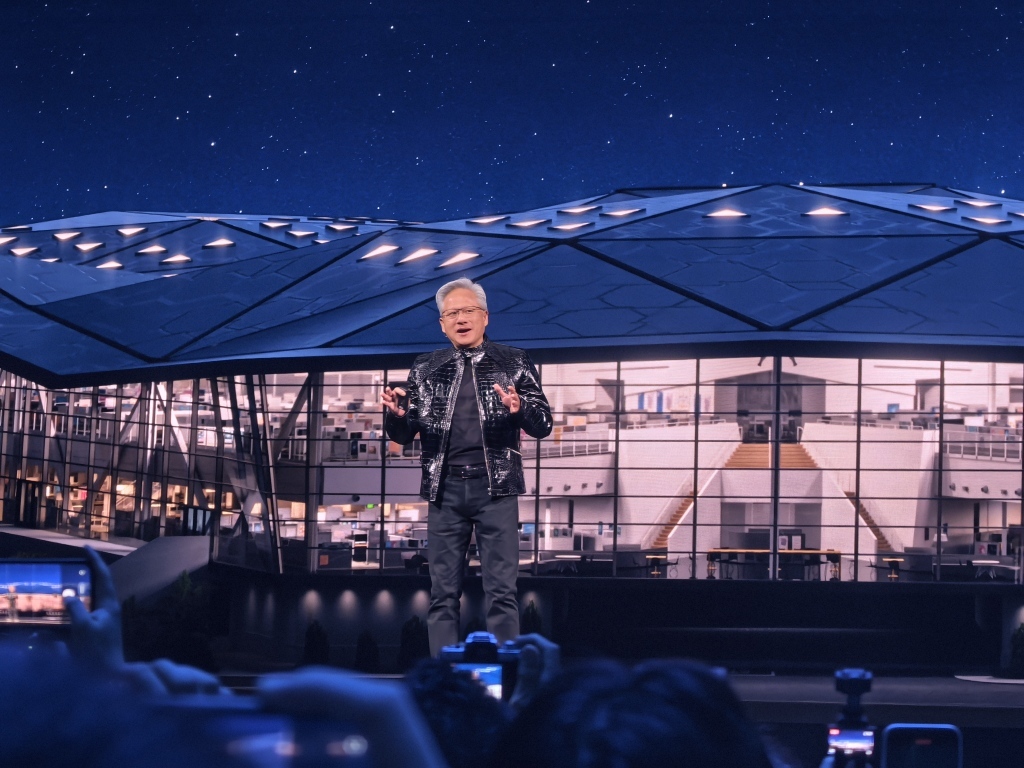 黄仁勋新年首场演讲：AI超级芯片平台Rubin全面投产，开源自动驾驶推理模型