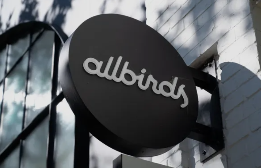 羊毛出在AI身上：鞋厂没了，赌场开了，股价上天了