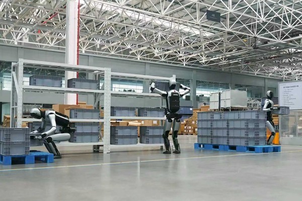 为何必须是“人形”？优必选创始人详解机器人进厂